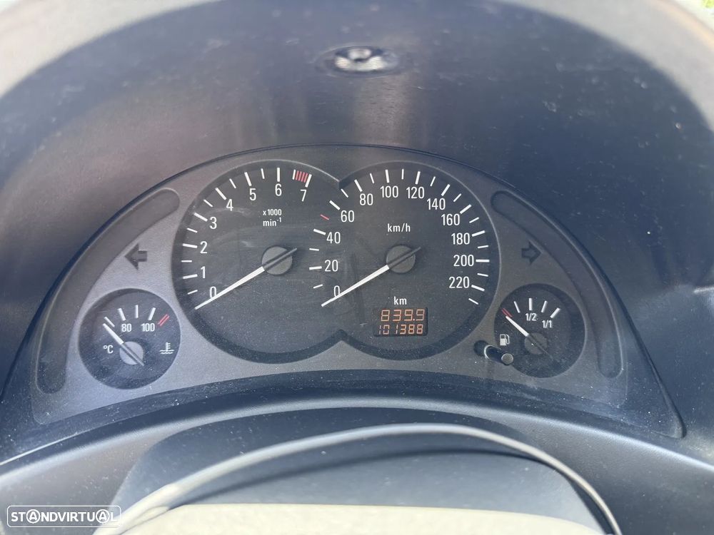 Opel Corsa 1.2 Twinport Enjoy - 5