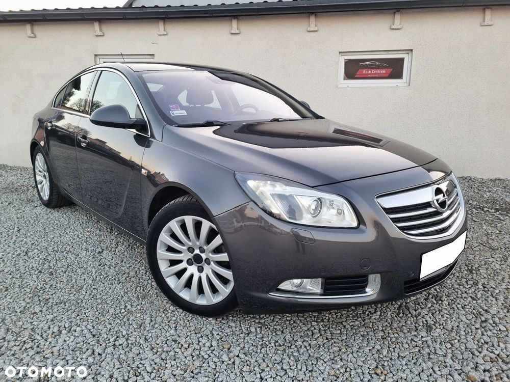Opel Insignia 1.8 Executive - 3