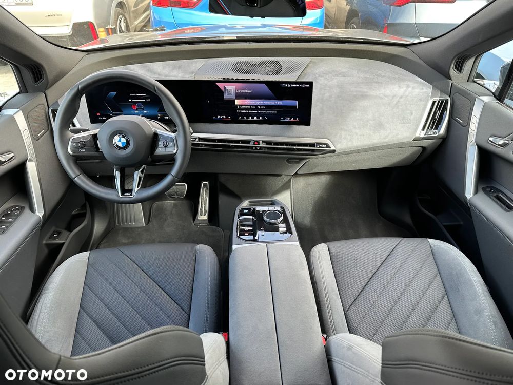 BMW iX xDrive45 100.6kWh - 9