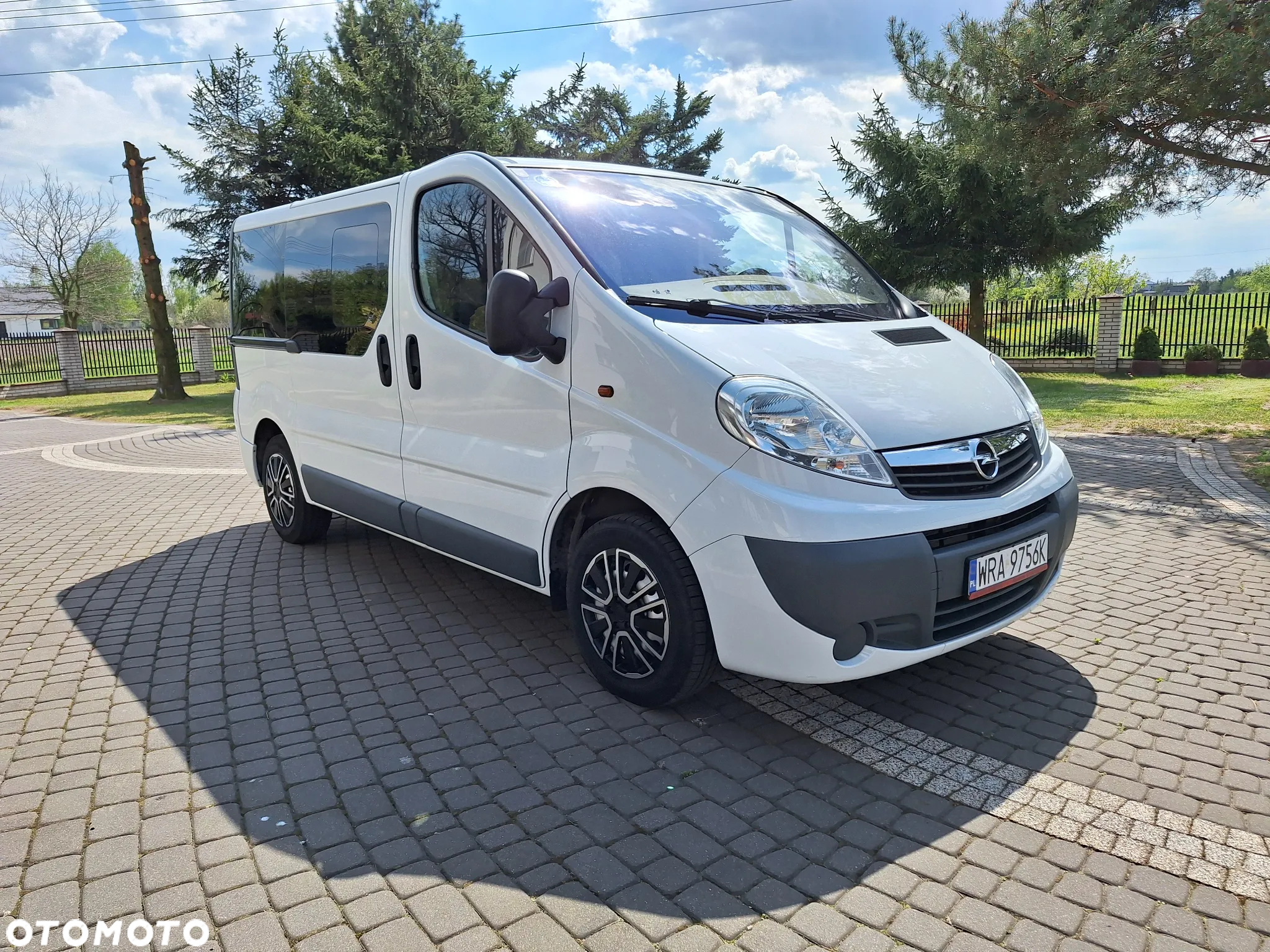 Opel Vivaro 2.0 CDTI L1H1 Life Cosmo - 2
