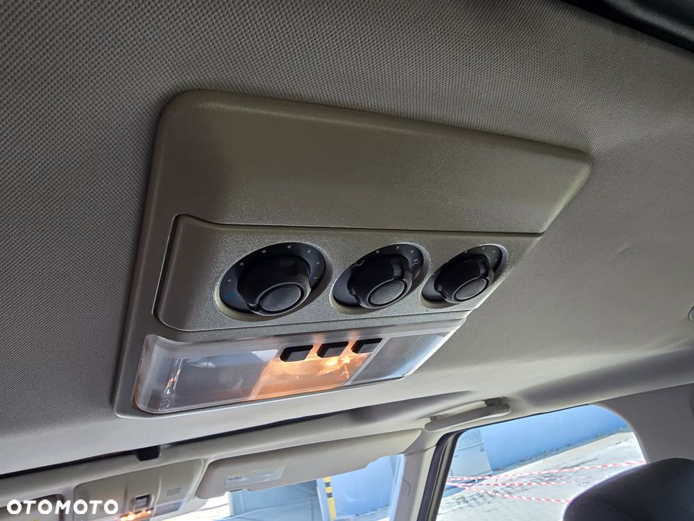 Land Rover Discovery 5.0 V8 HSE - 36