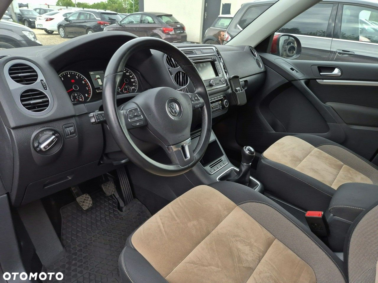 Volkswagen Tiguan 1.4 TSI Sport&Style - 8