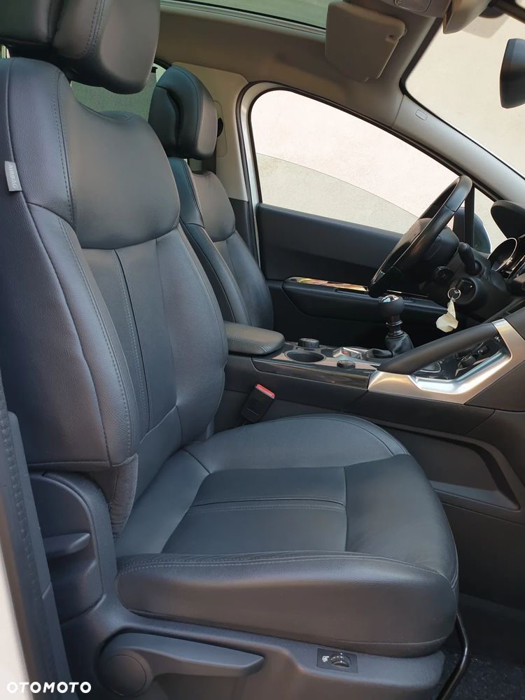 Peugeot 3008 HDi 150 Allure - 33