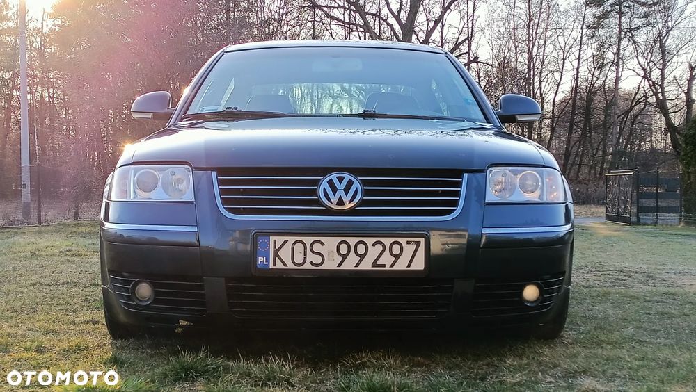 Volkswagen Passat 2.5 TDI 4Mot Highline - 17