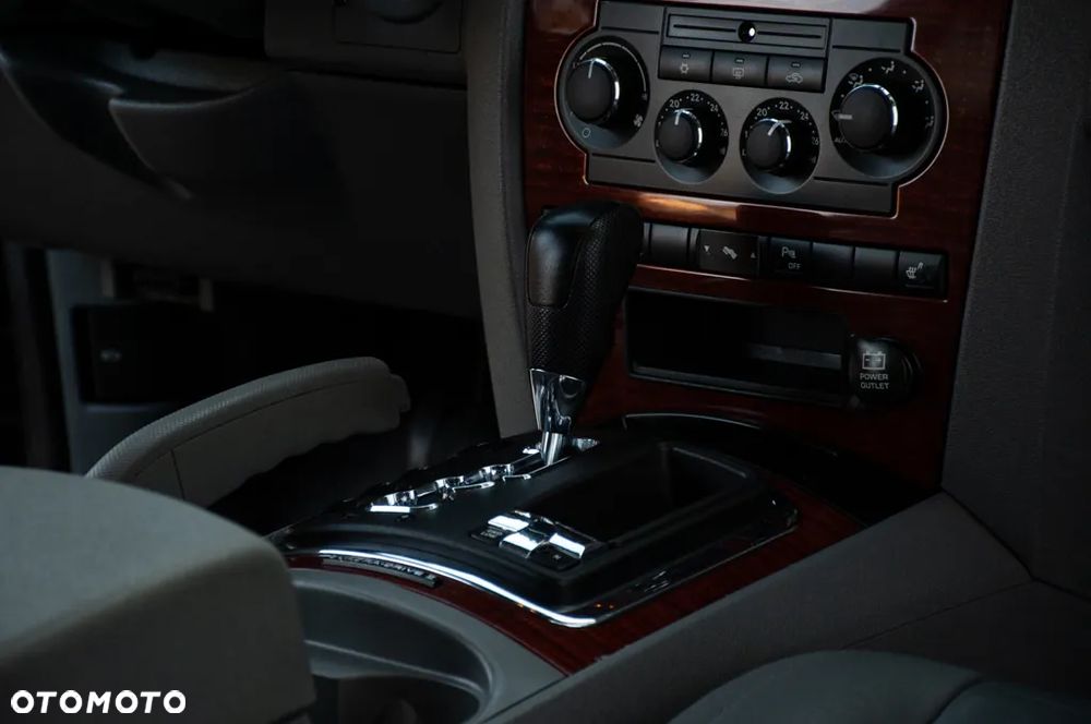 Jeep Grand Cherokee 3.0 CRD Automatik Limited - 28