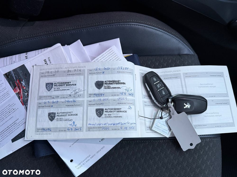 Peugeot 2008 1.5 BlueHDi Allure S&S - 18