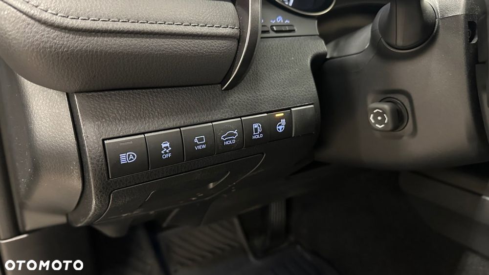 Toyota Camry 2.5 Hybrid Executive CVT - 29