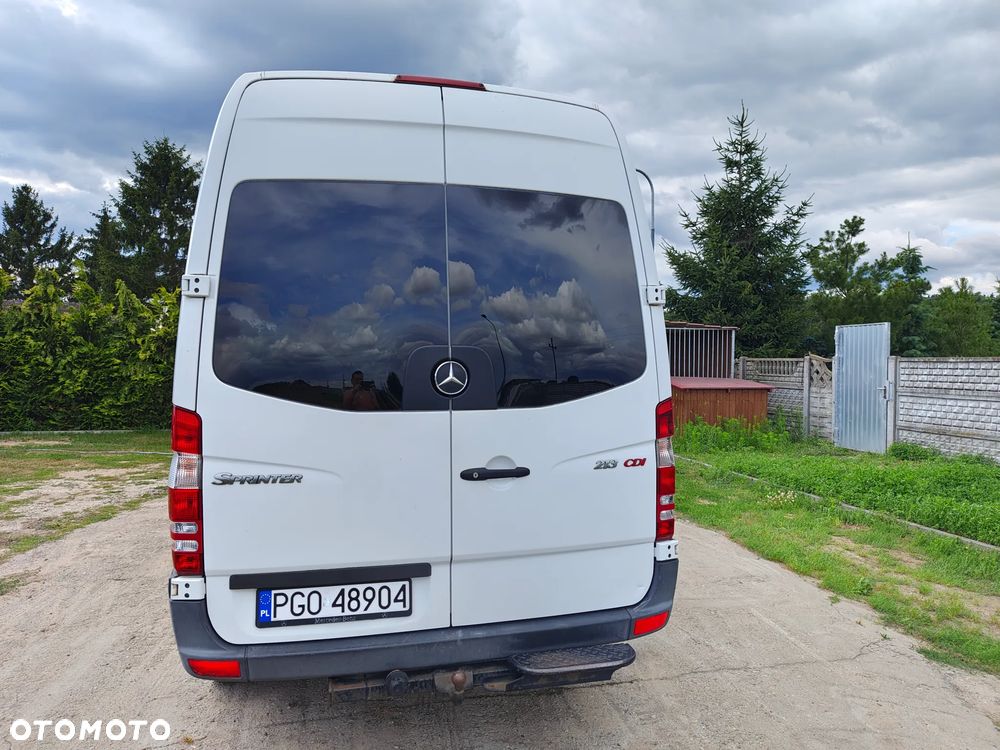 Mercedes-Benz Sprinter - 4