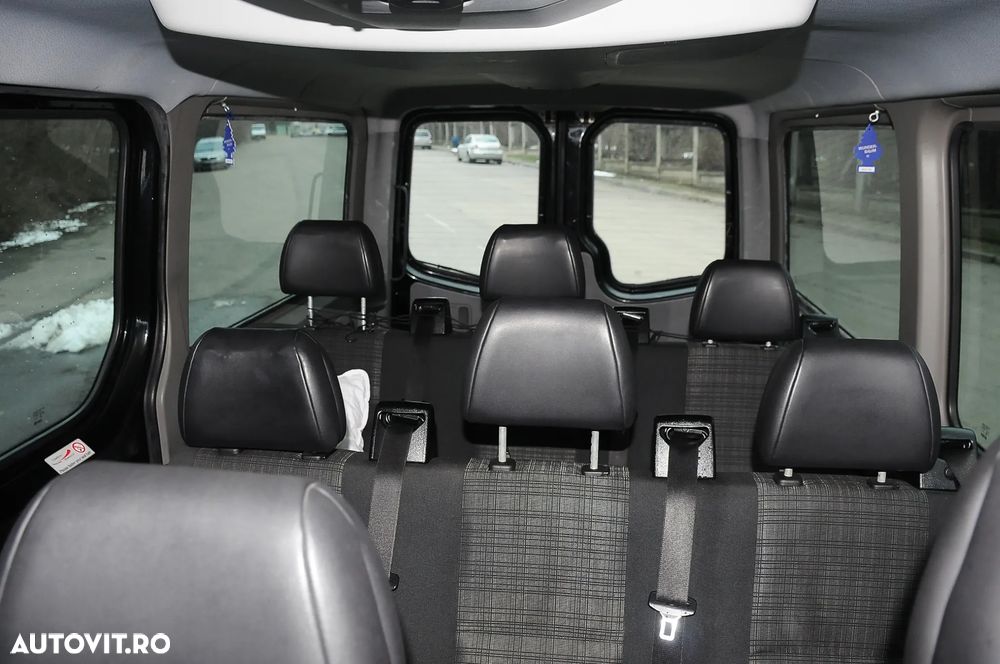 Mercedes-Benz Sprinter - 15