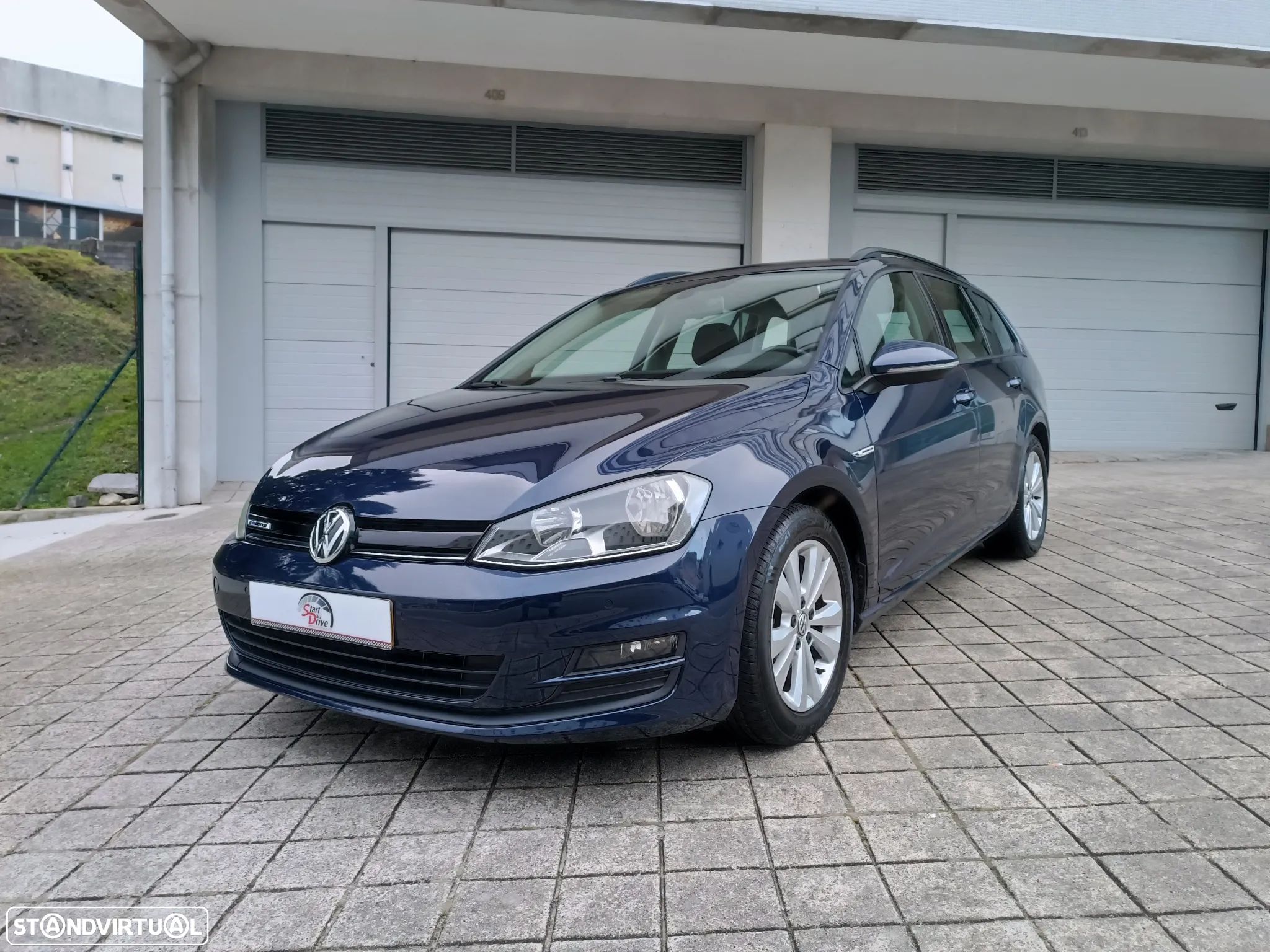 VW Golf Variant 1.6 TDi BlueMotion Confortline - 1