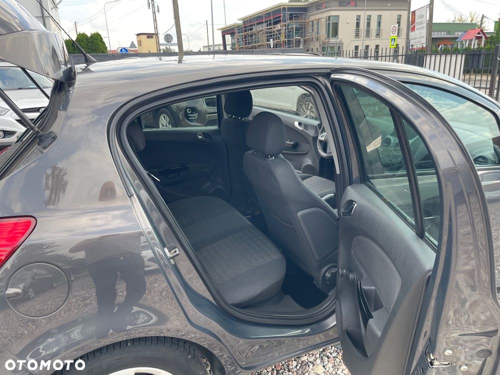 Opel Corsa 1.2 16V Cosmo - 10