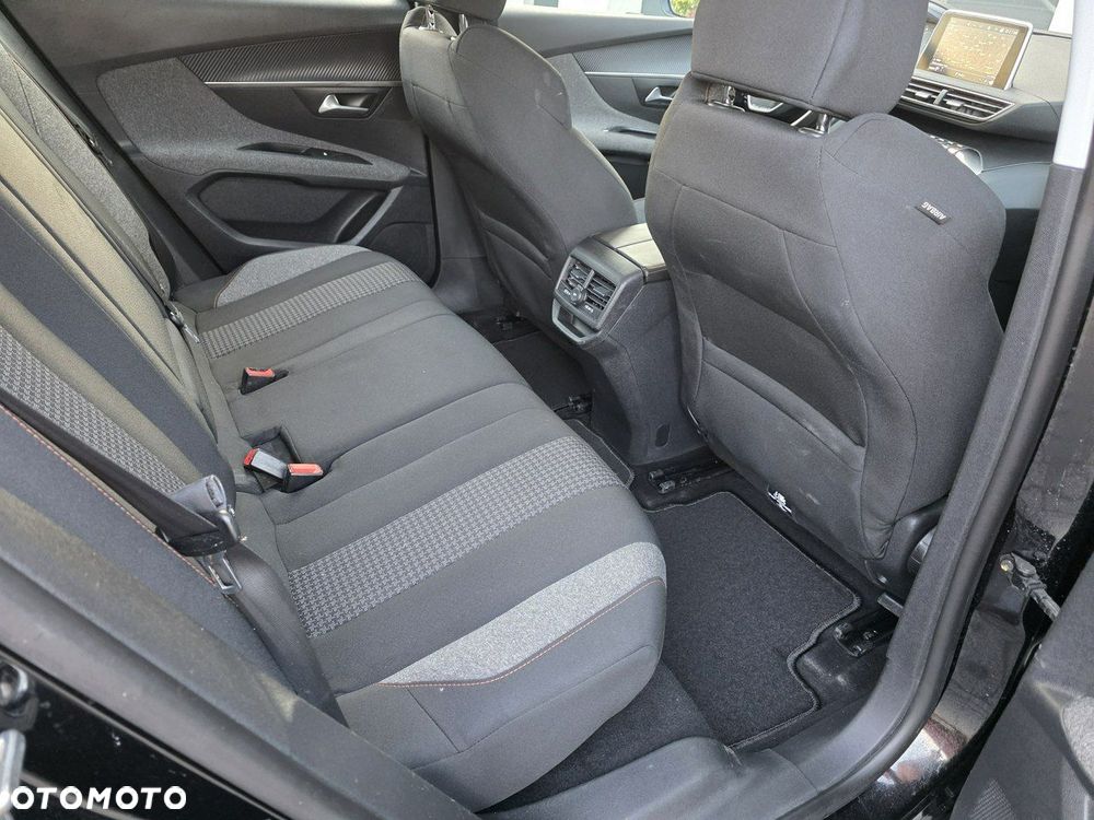 Peugeot 3008 - 15