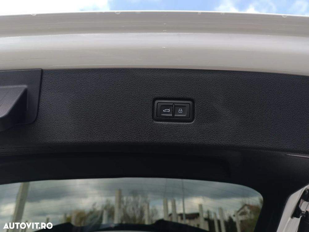 Audi Q8 ver-3-0-55-tfsi-quattro-tiptronic-mhev - 18