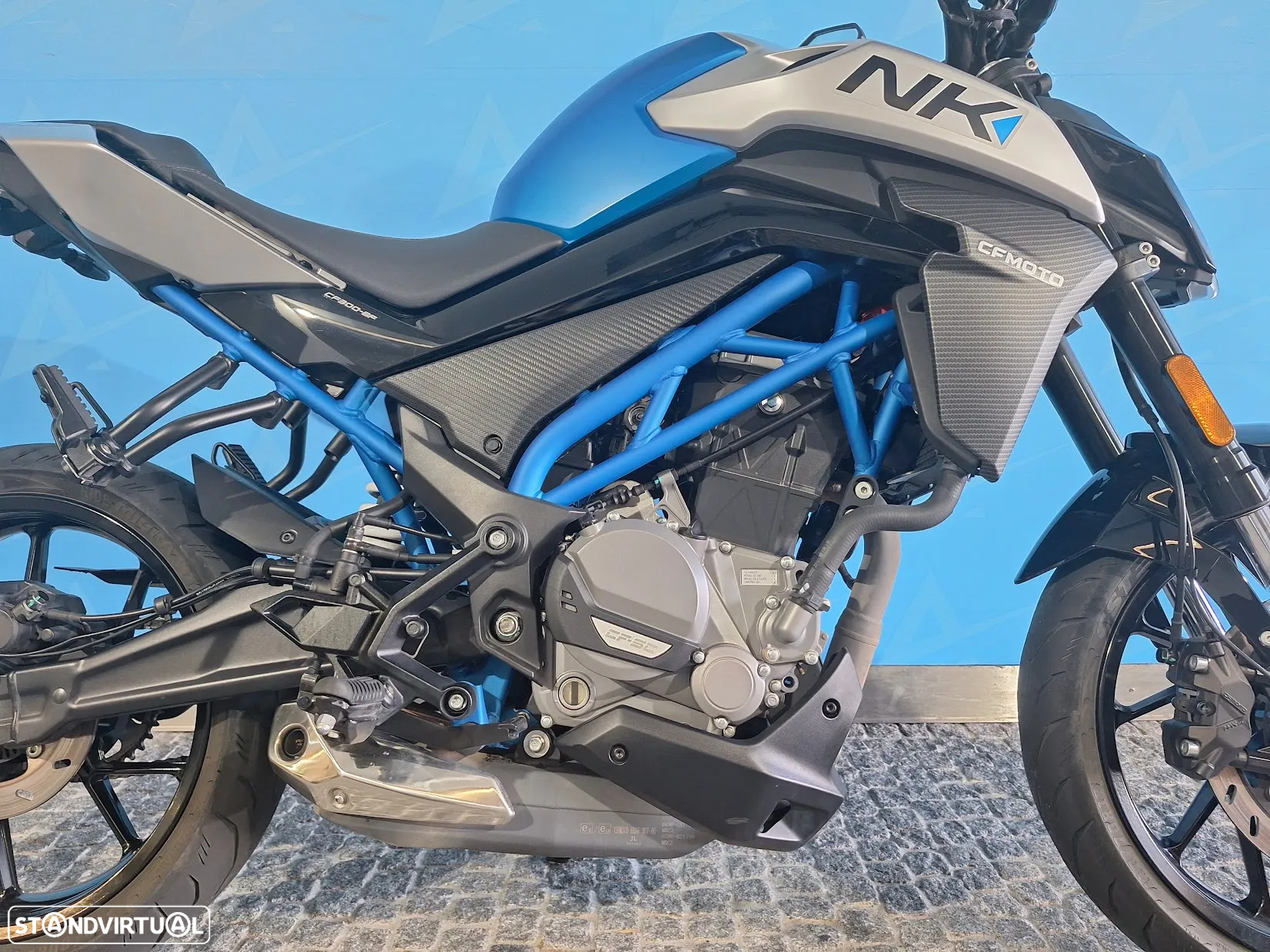 CF Moto 300NK - 3