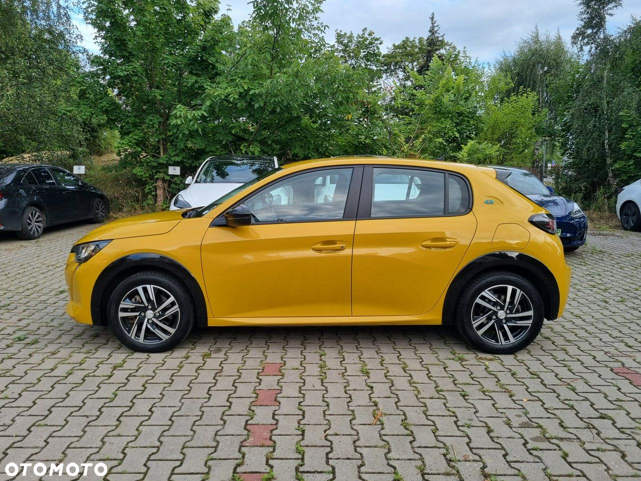 Peugeot 208 - 2