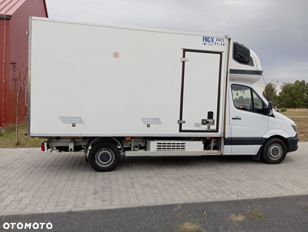 Mercedes-Benz Sprinter - 8