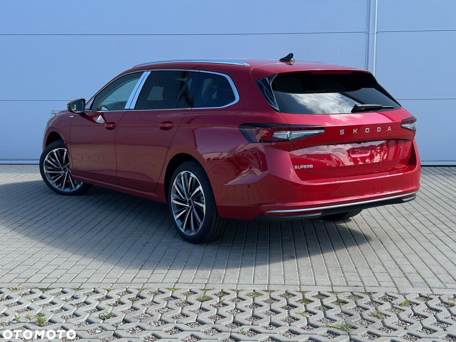 Skoda Superb 2.0 TDI SCR 4x4 L&K DSG - 7