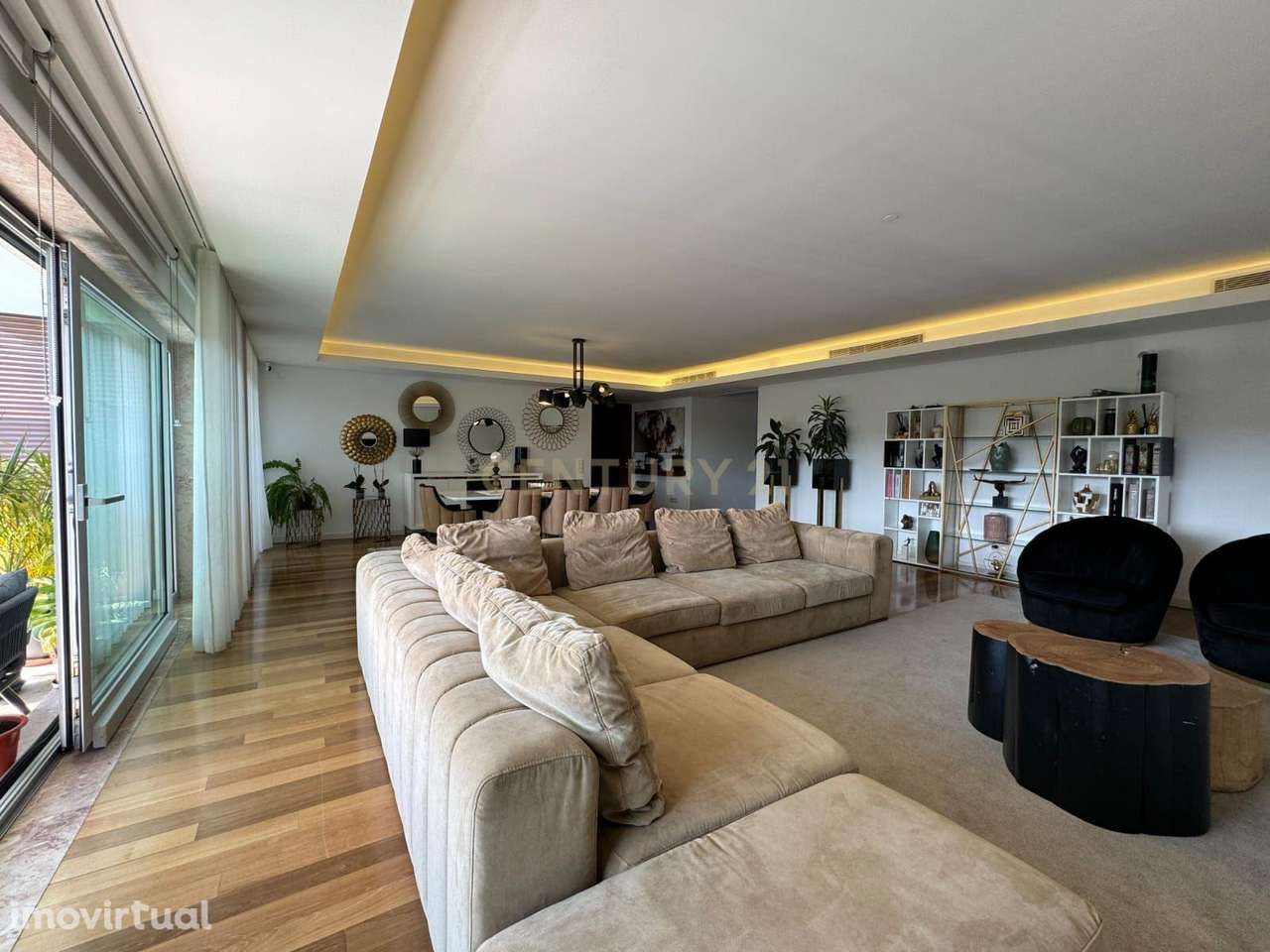 Apartamento T4 Mobilado à Venda em Condomínio Fechado com Piscina - Grande imagem: 5/21