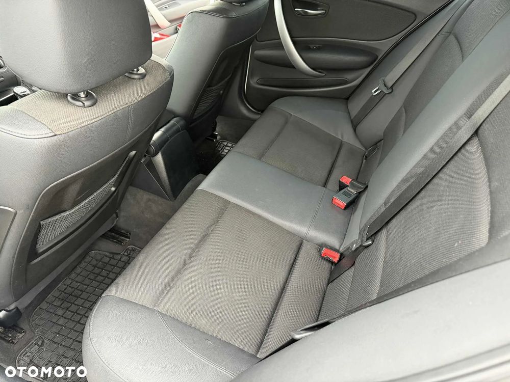 BMW Seria 1 116i - 5