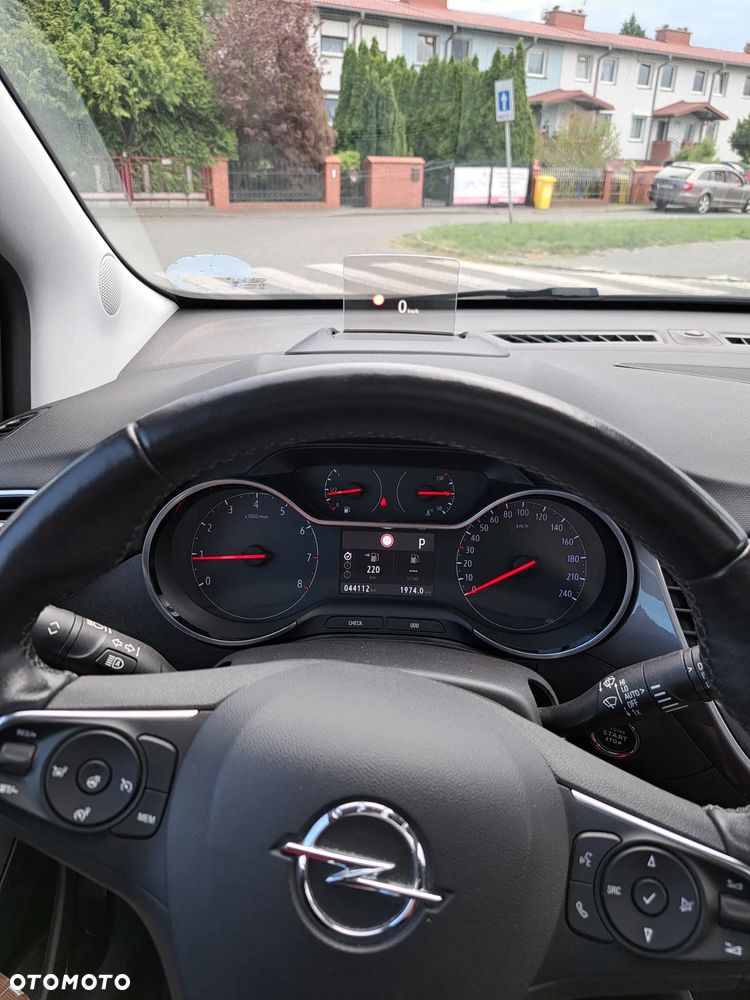 Opel Crossland X - 9