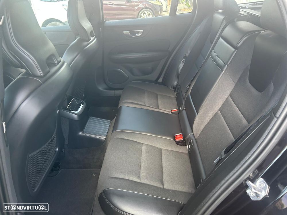 Volvo V60 2.0 T6 AWD TE Inscription Expression - 24