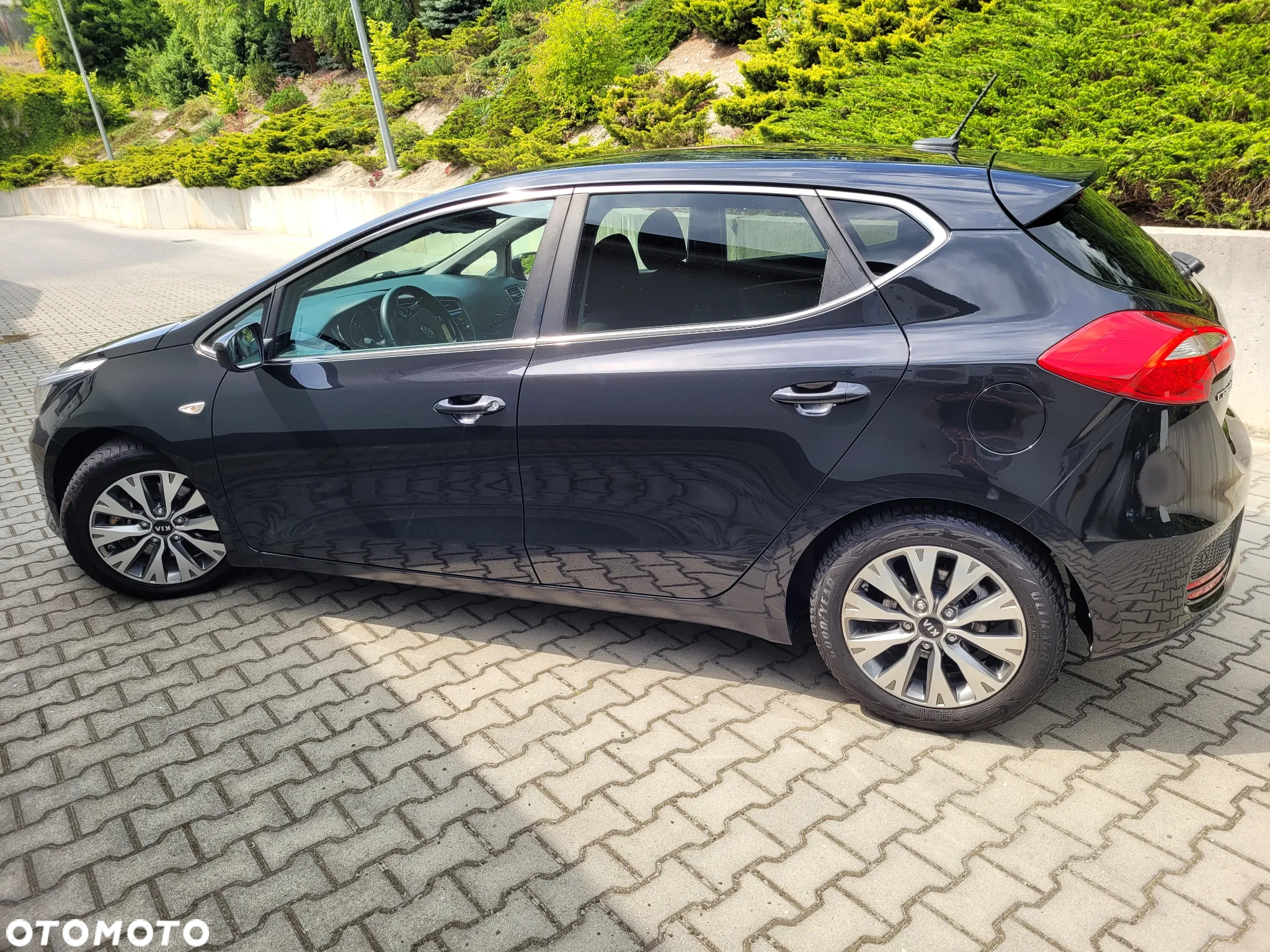 Kia Ceed 1.6 GDI SW Platinum Edition - 4