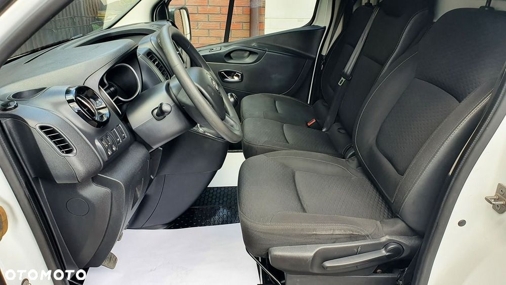 Opel Vivaro - 16