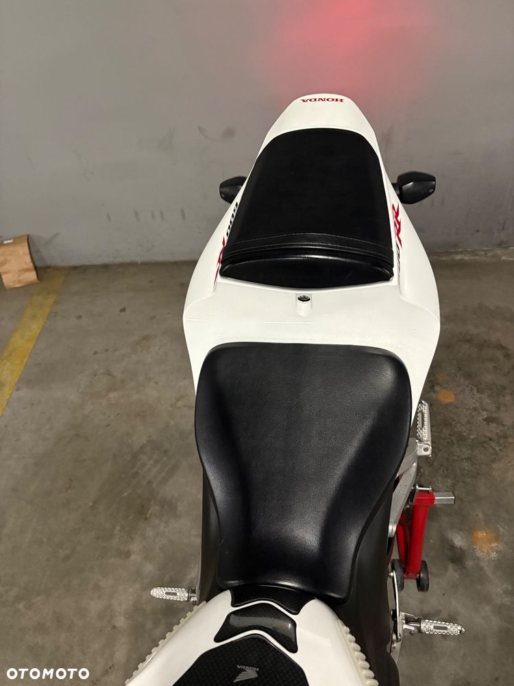 Honda CBR - 24
