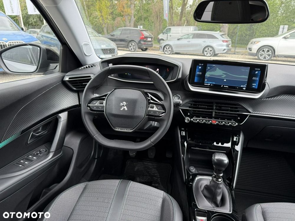 Peugeot 2008 1.2 PureTech Allure Pack S&S - 27