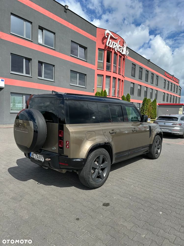 Land Rover Defender 3.0 P400 mHEV X-Dynamic HSE - 9
