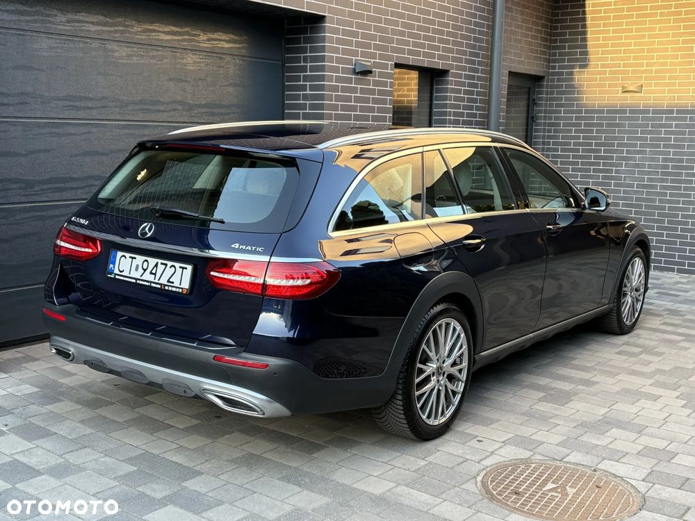 Mercedes-Benz Klasa E 220 d 4-Matic All-Terrain - 8