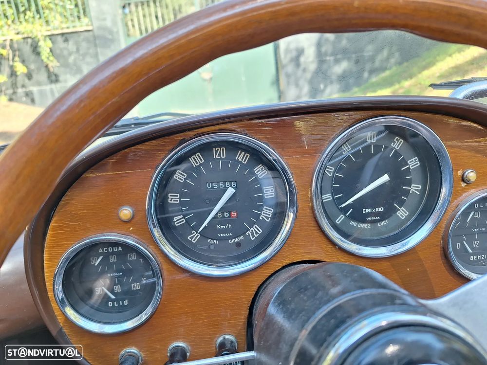 Alfa Romeo Spider - 28