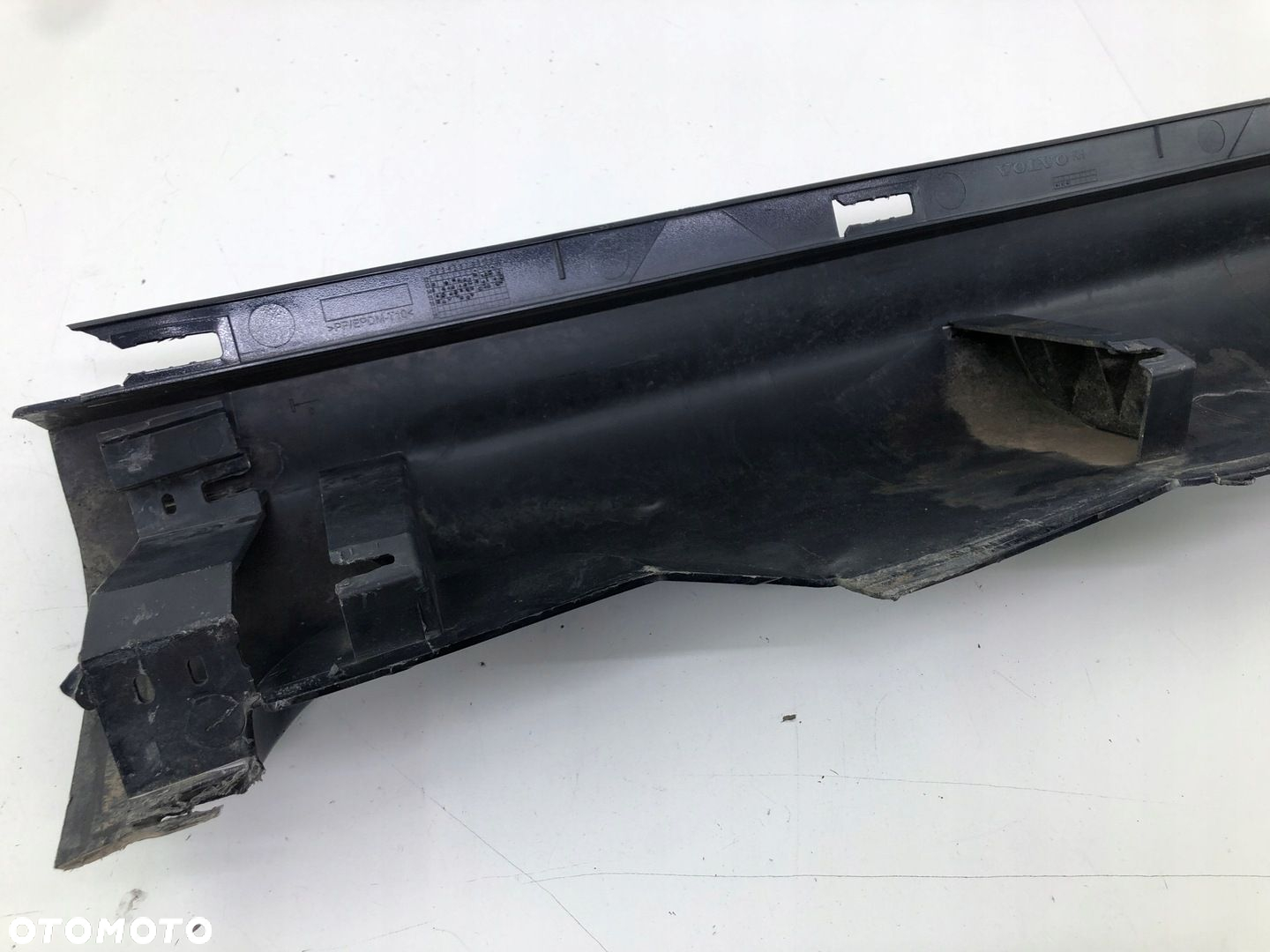 VOLVO XC60 LCI NAKŁADKA LISTWA PROGOWA PRAWA KOLOR- 467-46 - 11