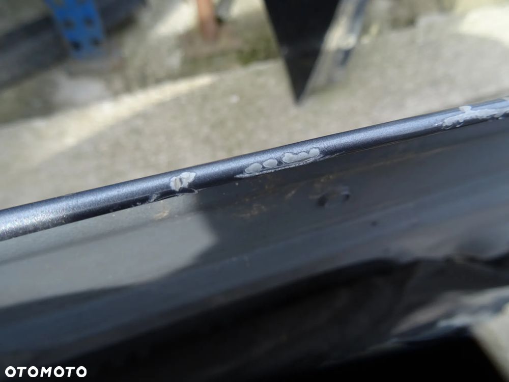 Maska BMW E60 520d silbergrau A08 - 8