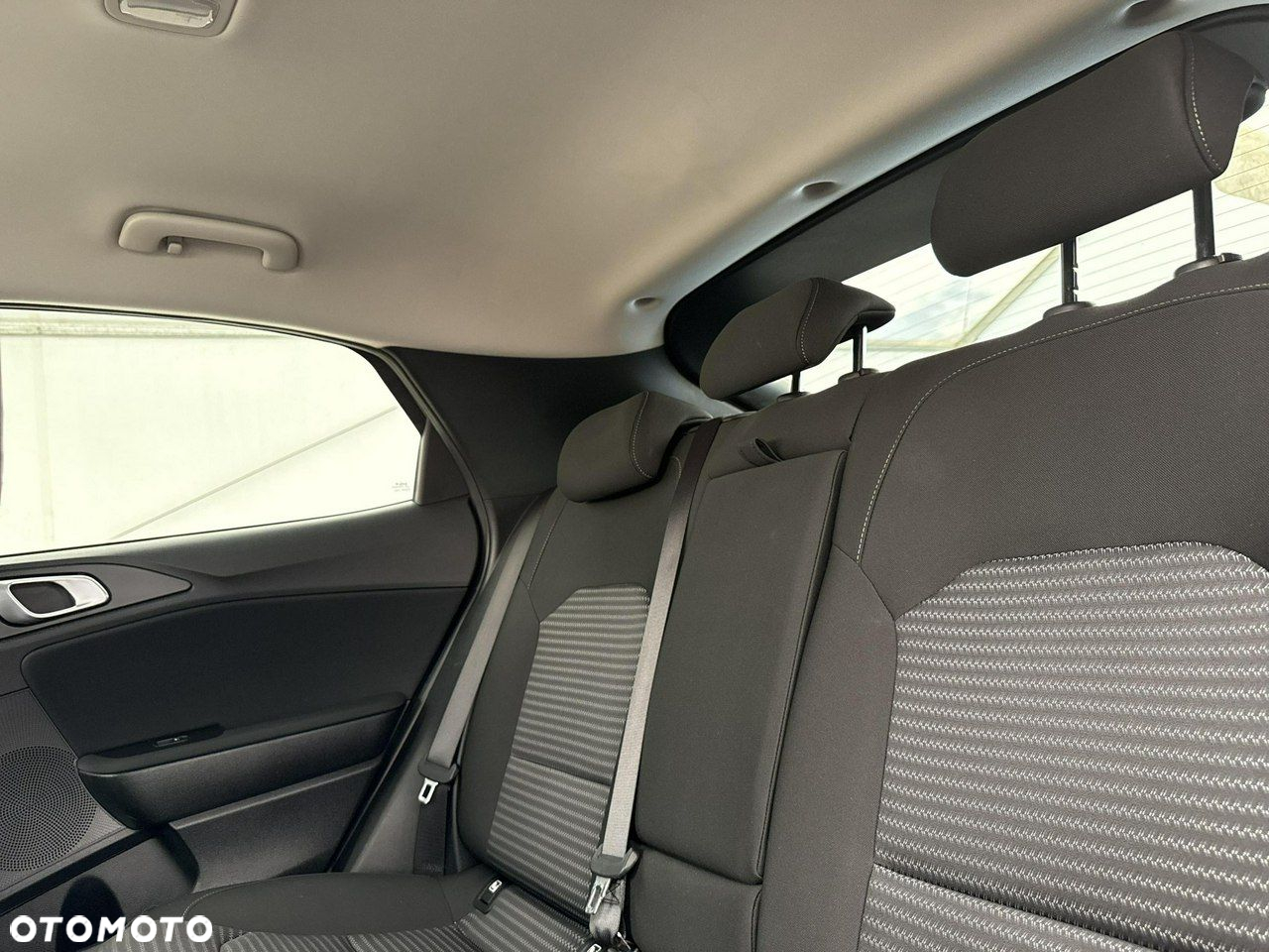 Kia XCeed - 18