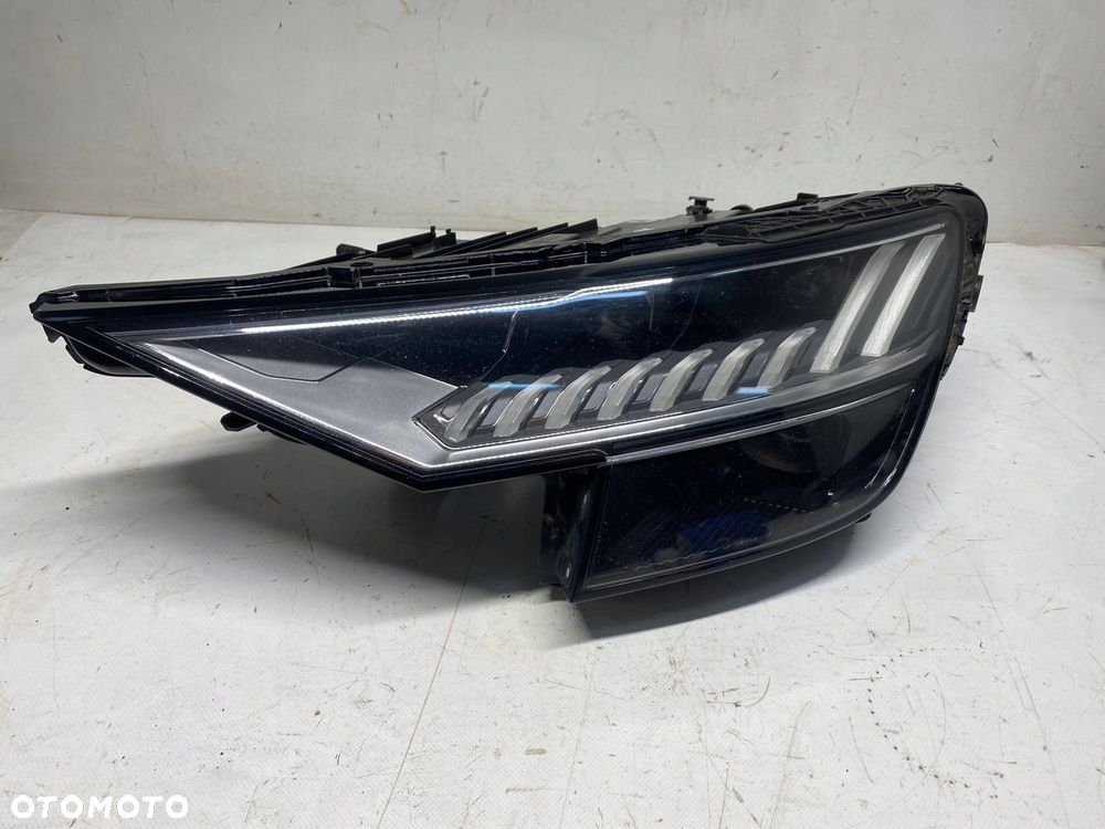 AUDI Q8 RSQ8 LAMPA LEWA PRZÓD LED MATRIX 4M8941035 18- - 1