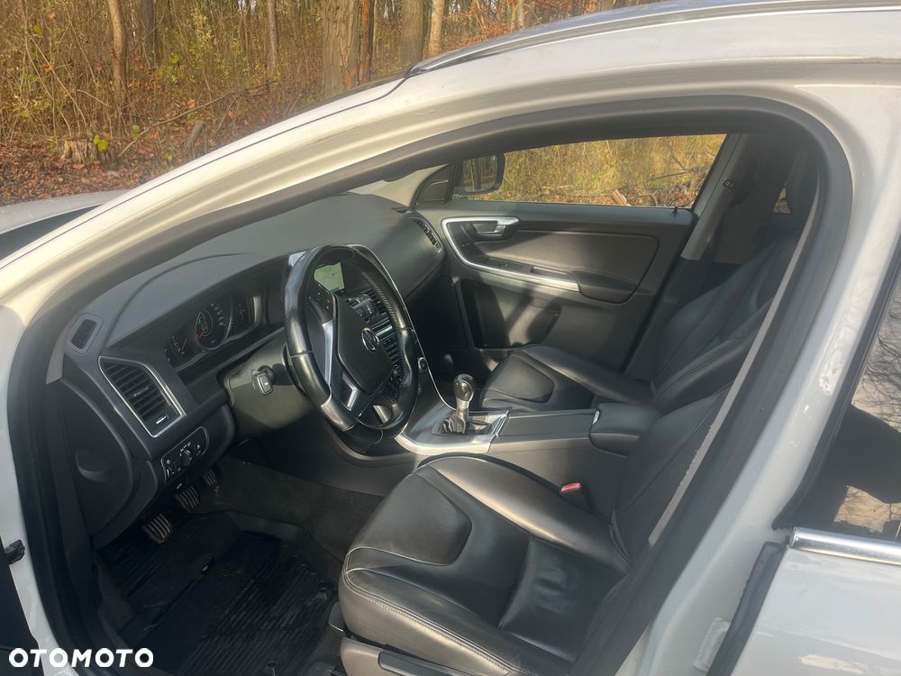 Volvo XC 60 D3 Kinetic - 9