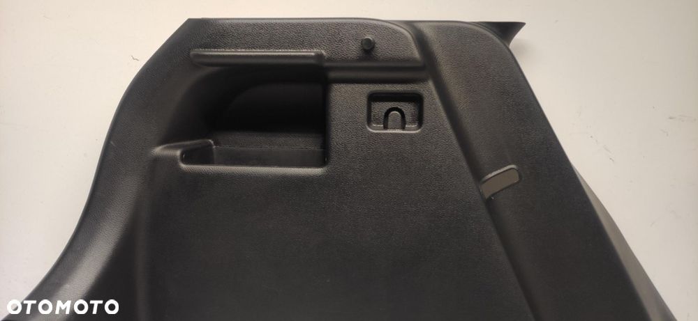 BOCZEK TAPICERKA BAGAŻNIKA LEWA LEWY KIA RIO IV V 85731-H8000 17-24 - 2