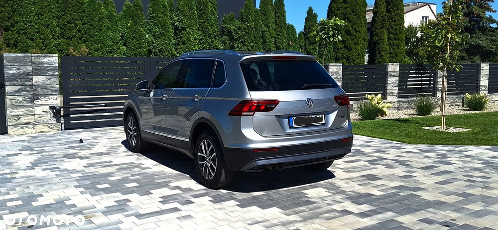 Volkswagen Tiguan - 12