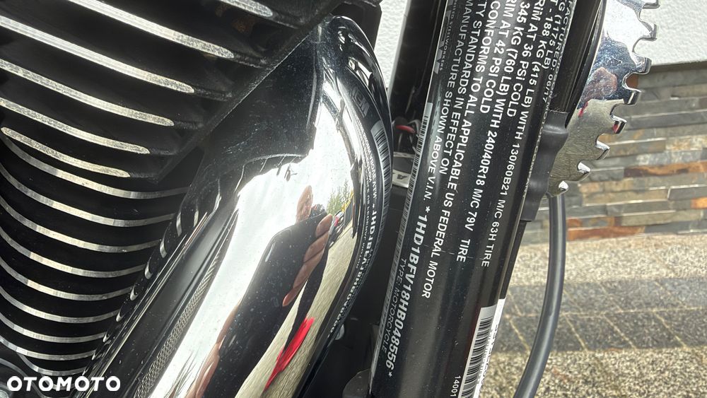 Harley-Davidson Softail Breakout - 18