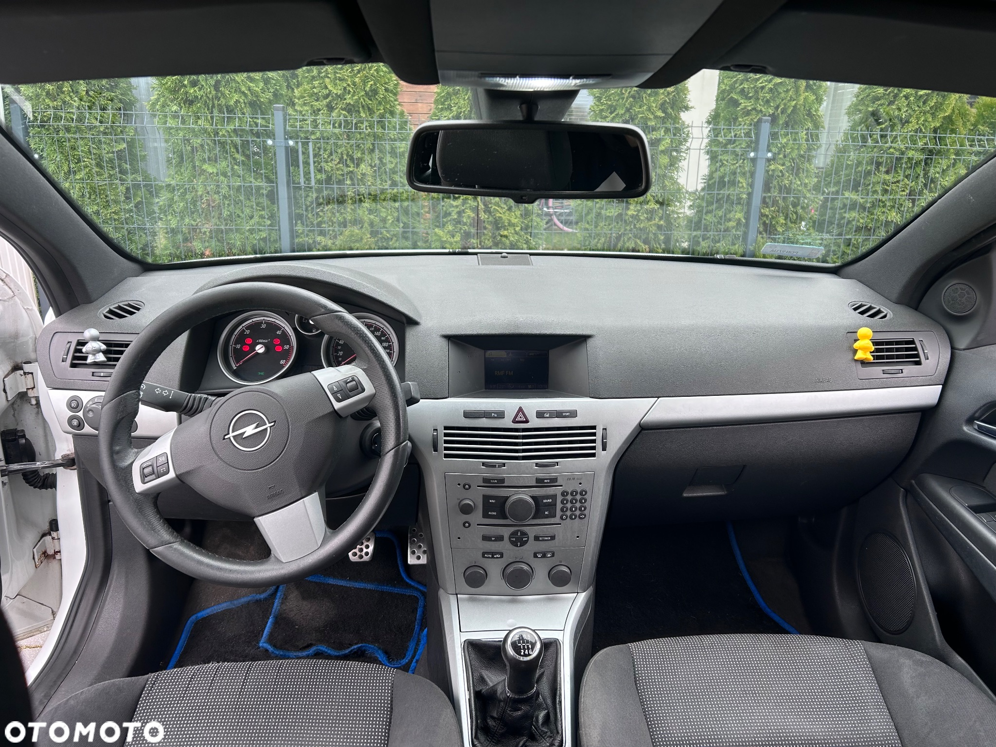 Opel Astra III GTC 1.7 CDTI Sport - 26