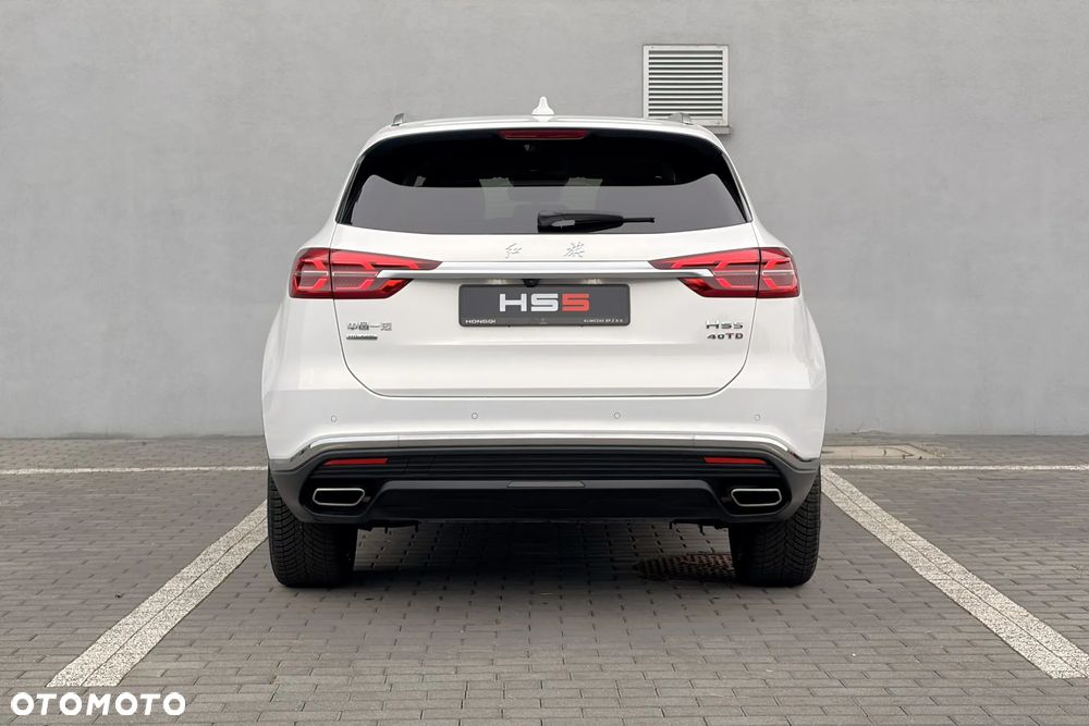 Hongqi HS5 - 11