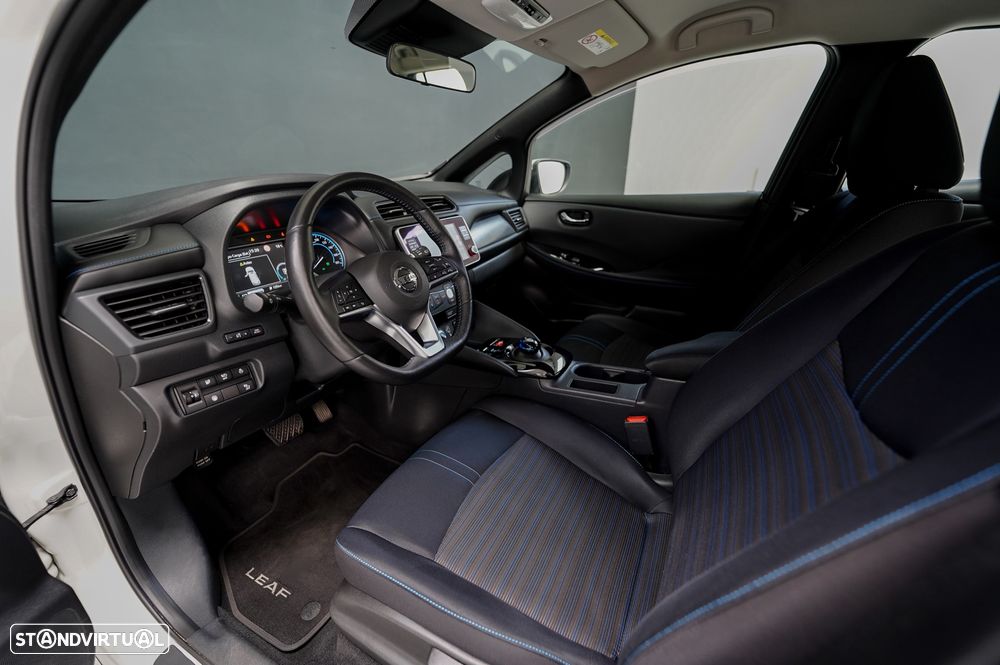 Nissan Leaf N-Connecta - 6