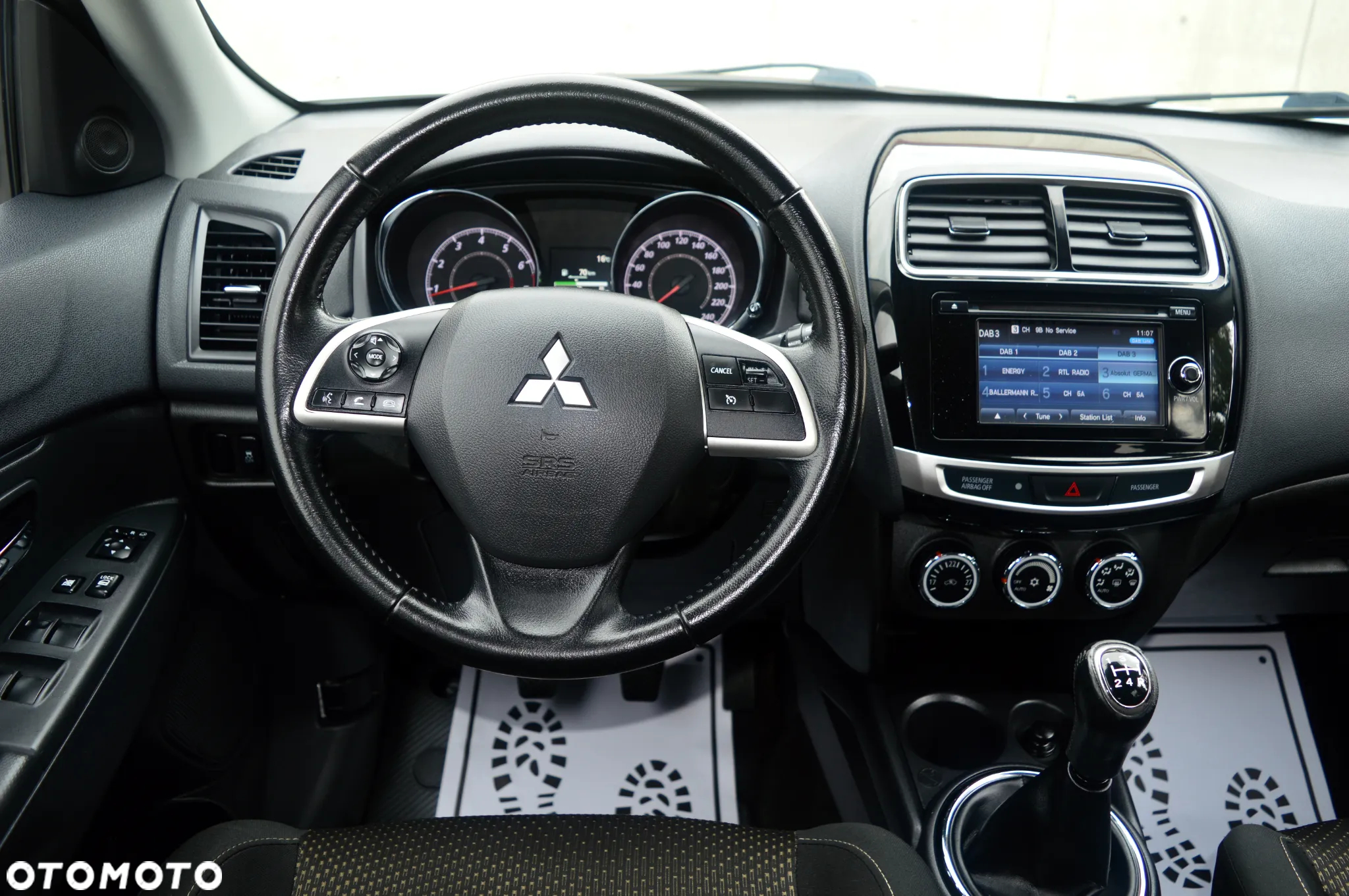 Mitsubishi ASX - 15