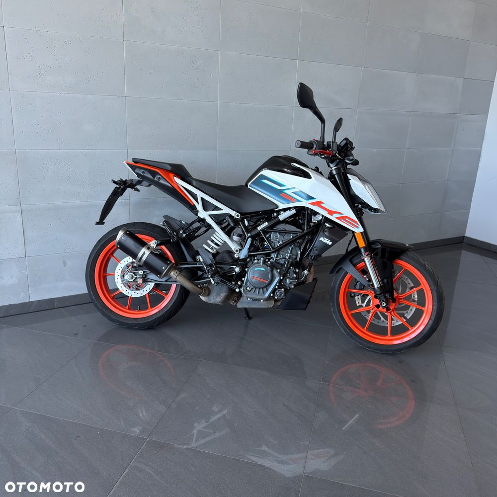 KTM Duke 125 - 2