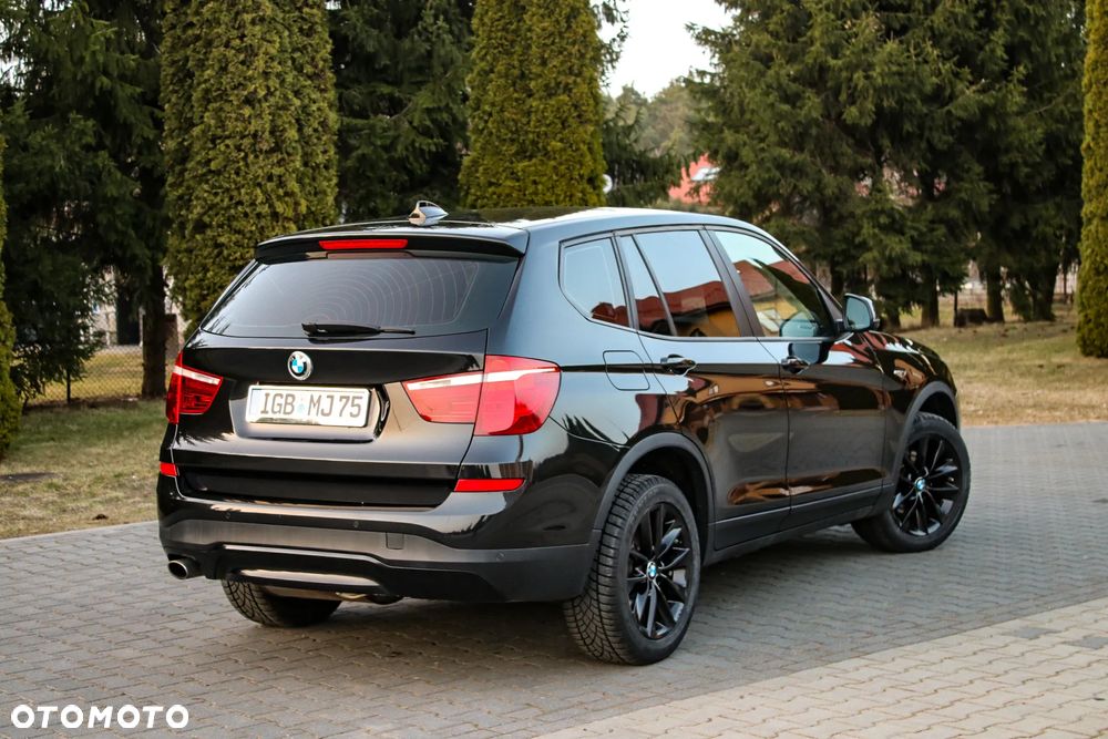 BMW X3 xDrive20d - 16