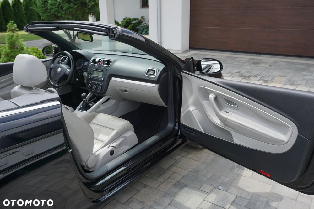 Volkswagen Eos 2.0 FSI Individual Chrom - 16