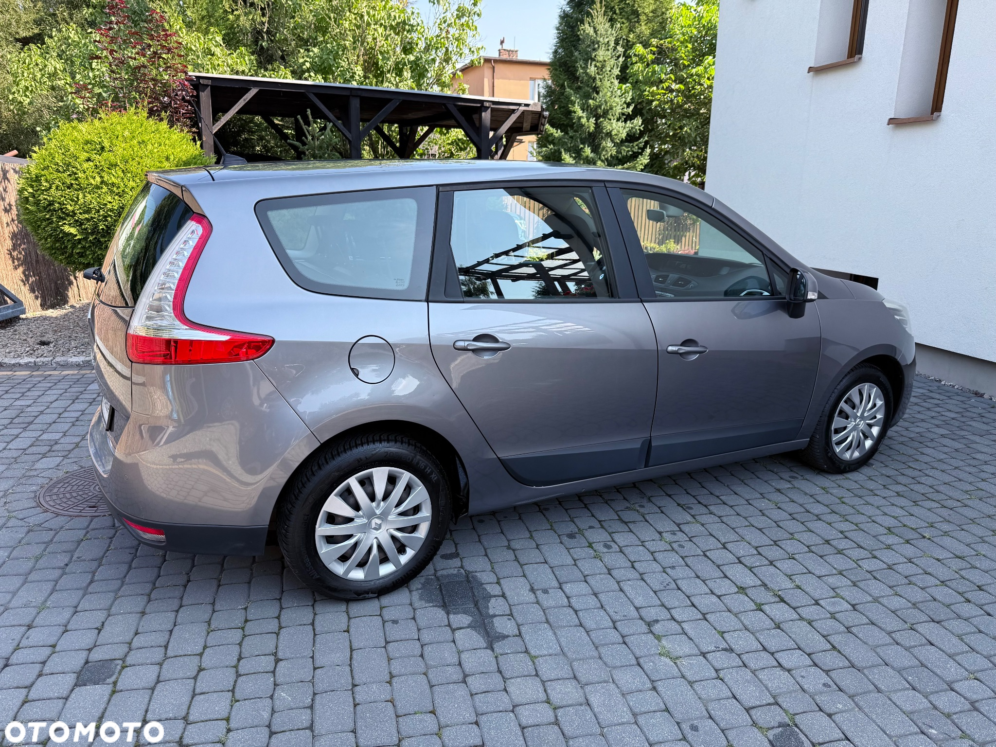 Renault Grand Scenic 1.6 16V 110 Paris - 16