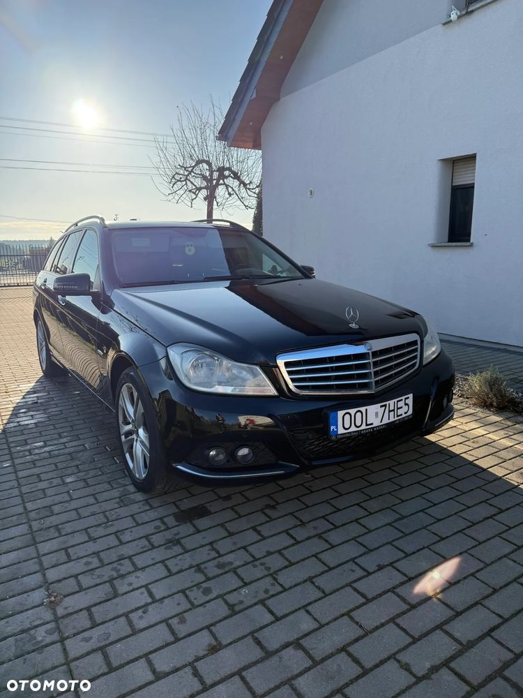 Mercedes-Benz Klasa C 200 CDI BlueEff Elegance - 2