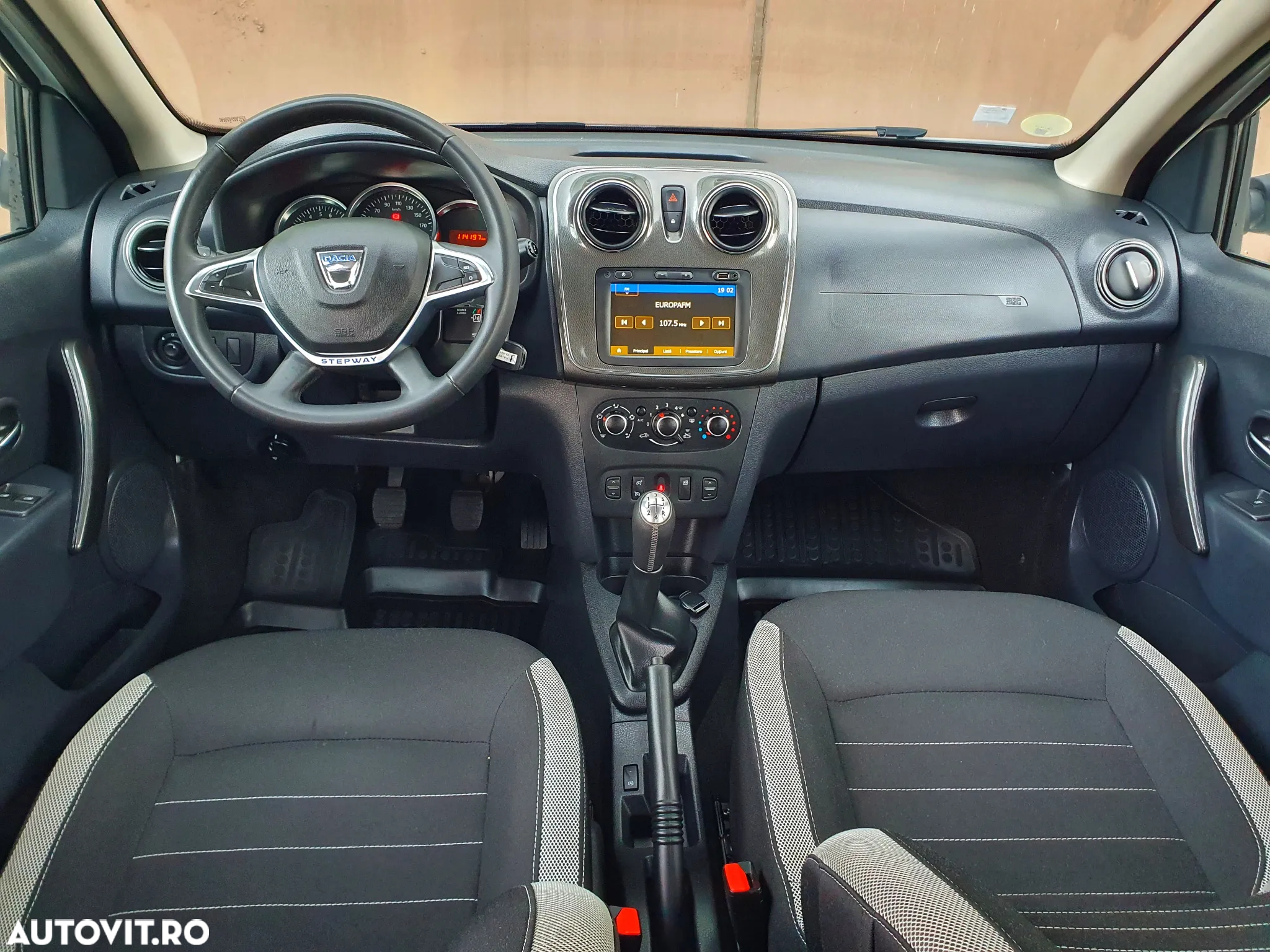 Dacia Sandero Stepway dCi 90 S&S Prestige - 13